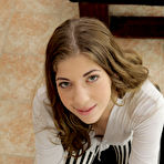 Pic of Teen brunette Elis Gilbert loves piss drinking