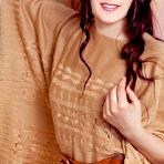 Pic of Olivia Honey a Rose