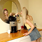 Pic of ALS is All Ladies Shaved - ALS Scan Thumbnail Gallery