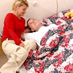 Pic of Moms Moms Moms: Website fully dedicated to MILFs seducing innocent guys