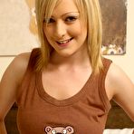 Pic of Hot Babe Plays in the Morning