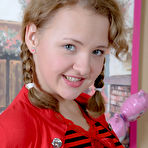Pic of Teen Dreams > The Web's Favorite Teen Mega Site
