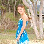 Pic of Naked girl and the sea&hellip;