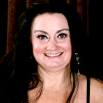 Pic of Mature Pictures Featuring 46 Year Old Victoria Powers From AllOver30