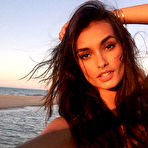 Pic of Giselle Oliveira Owns Instagram &ndash; Heyman Hustle