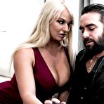 Pic of London River, Logan Pierce PUNCHING BAG, SCENE #01