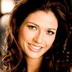 Pic of Amanda Hanshaw | Posing Her Mouth Watering Body