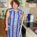 Pic of This housewife loves to get naked in the kitchen