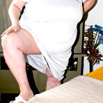 Pic of Ramona - Breasted plump grandma with fat ass toys hole