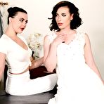 Pic of Whitney Wright, Casey Calvert RUNAWAY BRIDE, SCENE #01