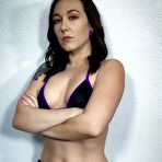 Pic of Sinn Sage, Drake Man O'War Sinn Sage vs Drake Man O'War Home Edition
