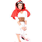 Pic of Gia Ren / Miss Red Hood | iStripper gallery