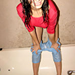 Pic of Bathroom Strip Amateur