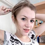 Pic of Kira Tomson - Hairy Women