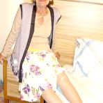 Pic of Hello Granny - Free Granny Gallery