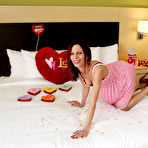 Pic of WifeCrazy Stacie v-day 2012