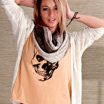 Pic of NikkiSims.com