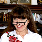 Pic of Ivana Slew Released: Jul 14th, 2018 - AllOver30.com&reg;