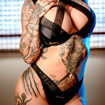 Pic of nfbusty Jessie Lee, Seth Gamble Whos In Control - S12:E5