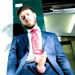Pic of menatplay: The Good Neighbor 2