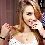 Pic of Blonde amateur teen banged in garage - AmateurPorn