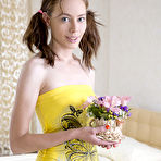 Pic of Irresistible nude chick naked