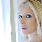 Pic of Jasmine Jasmine shows ass in pantyhose