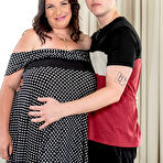 Pic of Toyboy tv repair guy fucks a hot Pregnant big breasted Mature MILF - Mature.nl
