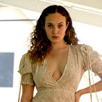 Pic of Carrie Barber in Goes Ooops at Zishy - Prime Curves