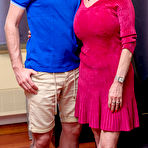 Pic of Granny Eva Delage loves fucking her young chiropractor at home - Mature.nl