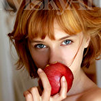 Pic of RylskyArt - APPLE & SIN with Marta Gromova