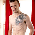 Pic of Straight Dudes Like Watching