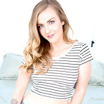 Pic of Petite girl with an ass to die for receives cunnilingus | NakedWomenPhotos.net