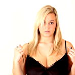 Pic of Hcupholly is wearing a. 
