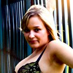 Pic of Teen with massive tits. 