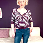 Pic of Goldie Ray - Roof. 