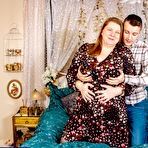 Pic of Younger Sam loves Anal Creampieing British stepmom Rachel's big mature ass - Mature.nl