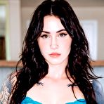 Pic of Deluxe Blowjob with Demi | Sexy Modern Bull