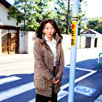 Pic of Skinny Japanese MILF Mako Shinozuka gets creampied after her job interview - Mature.nl