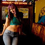 Pic of Bubble Butt Venus Hodl My Beer Zishy - Cherry Nudes