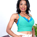 Pic of 50 Plus MILFs - Raven Swallowz - Wife and mom Raven gives herself some afternoon delight