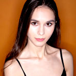 Pic of Leona Mia Yellow Room