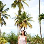 Pic of Lola Johnson Island Time Superbe - Nude Girls Alert