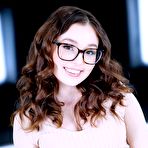 Pic of Amateur Allure Welcomes Back Leana Lovings