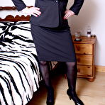 Pic of Mature Brit Slut Strips After Work – UK Wives Pics