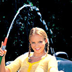 Pic of Tiffany Diamond, Hold On, Curves up Ahead!