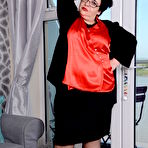 Pic of 45 year old BBW mature lady with a horny big ass and a big belly - Mature.nl