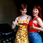 Pic of Riley & Taylah - Hungry Times Pics
