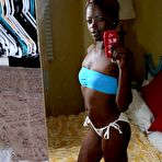Pic of Hot black gfs getting exposed