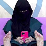 Pic of Lazy bitch in niqab loves hard dick | PornCZ.com